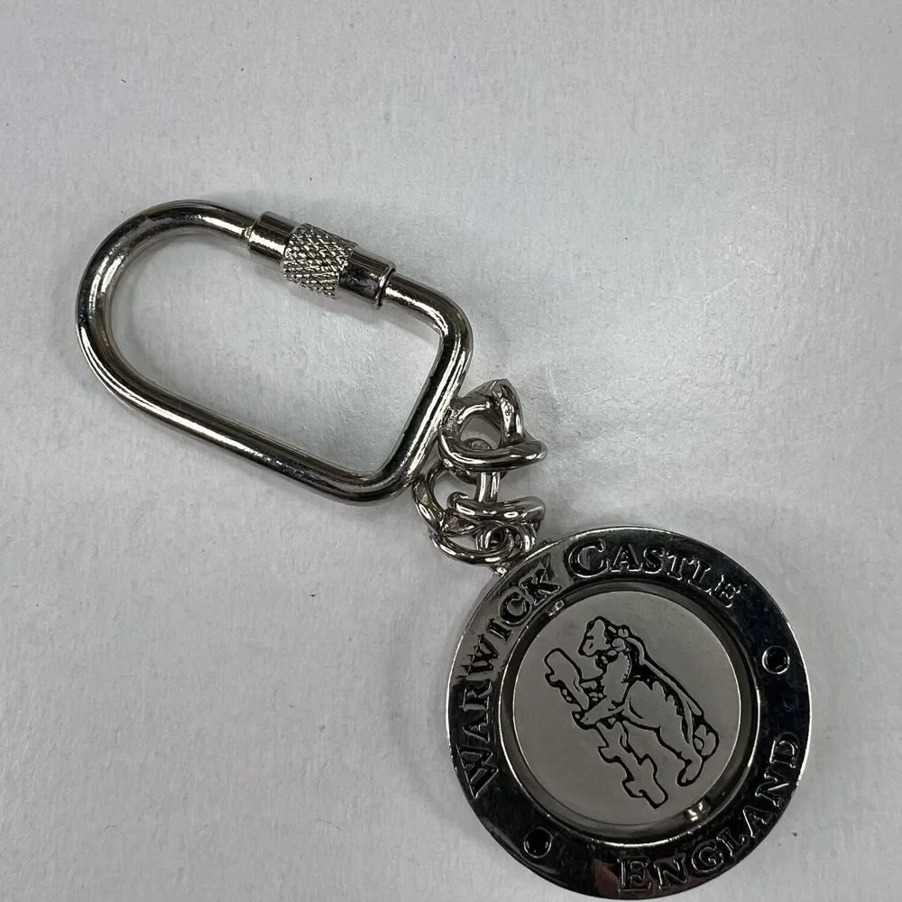 Vintage Warwick Castle England Bear Crest Souvenir Keychain Keyring